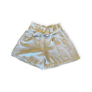 SOHO Tan Pleated Dressy Shorts Size Small